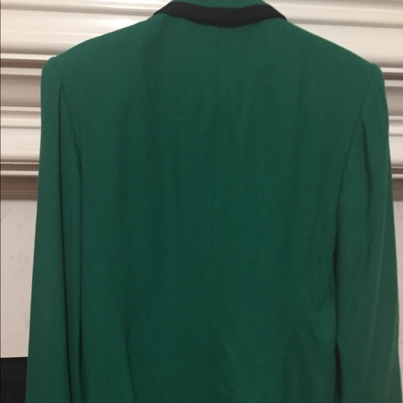 Green blazer - Picture 4 of 5